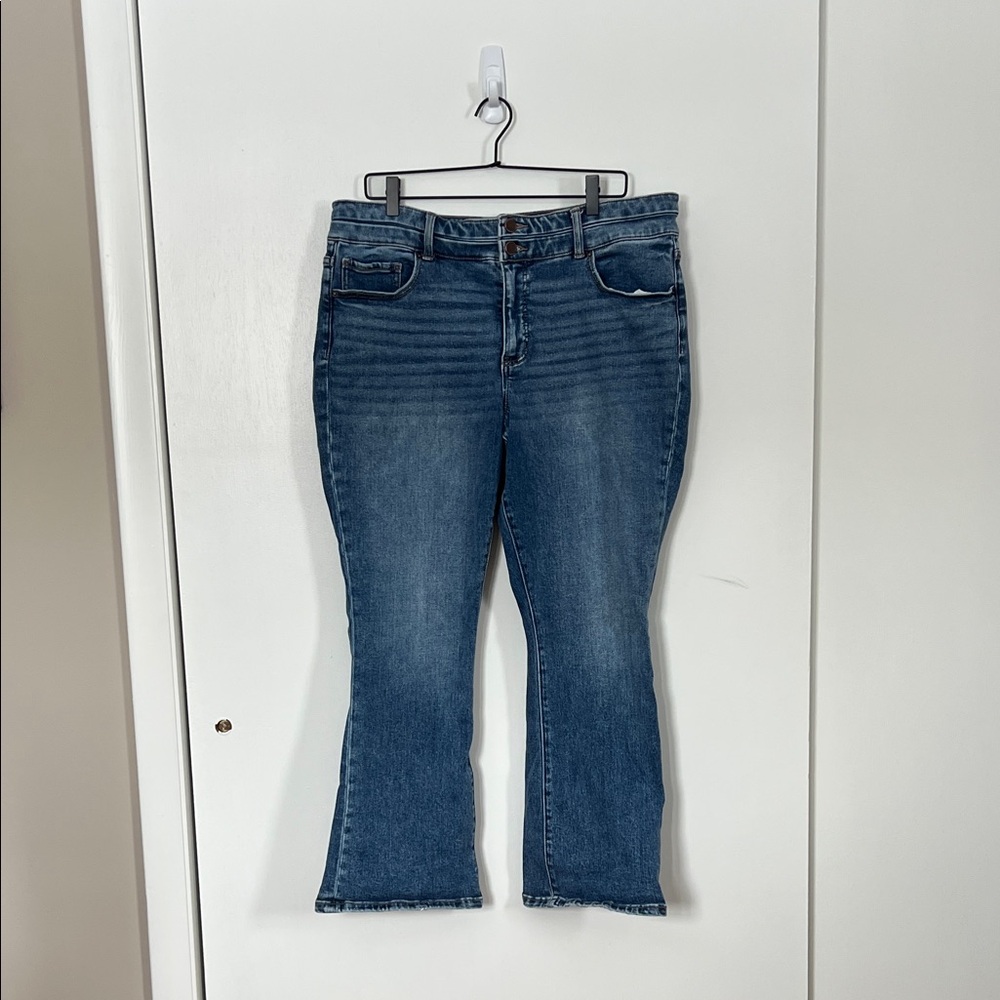 Buckle Women's Flare Jeans in Deep Blue